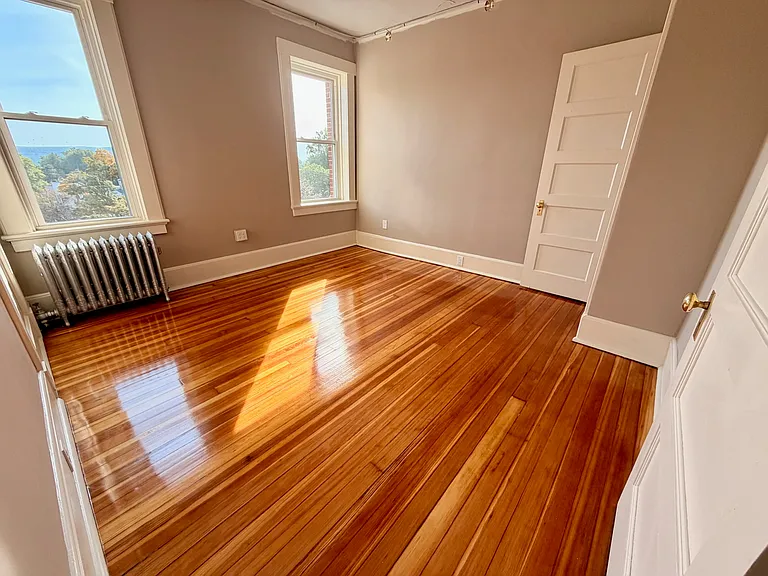 69 S Pleasant St #13 — Photo 12