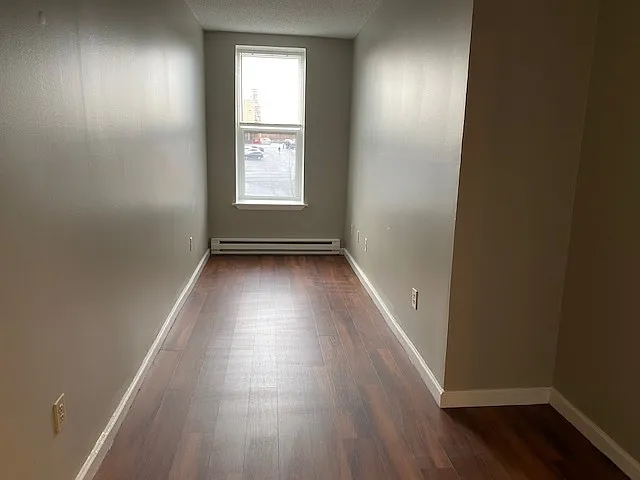 234 Coffeen St #3H — Photo 11