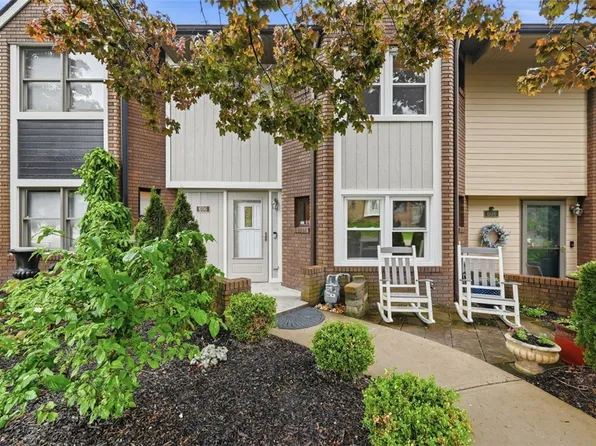 606 Canterbury Dr, Coraopolis, PA 15108