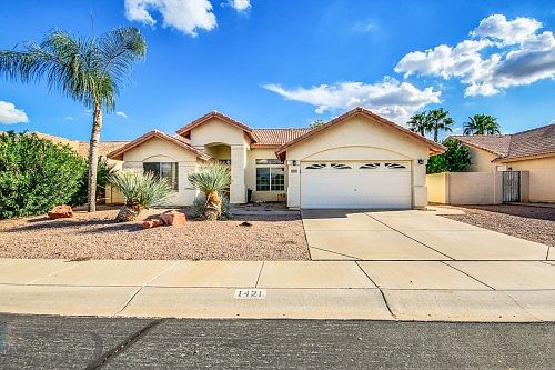 1st image of 1421 E Linda Ln