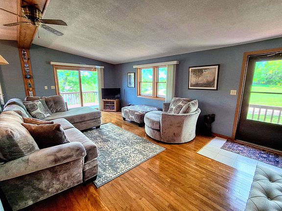 5th image of 5-68 Dusky Ct
