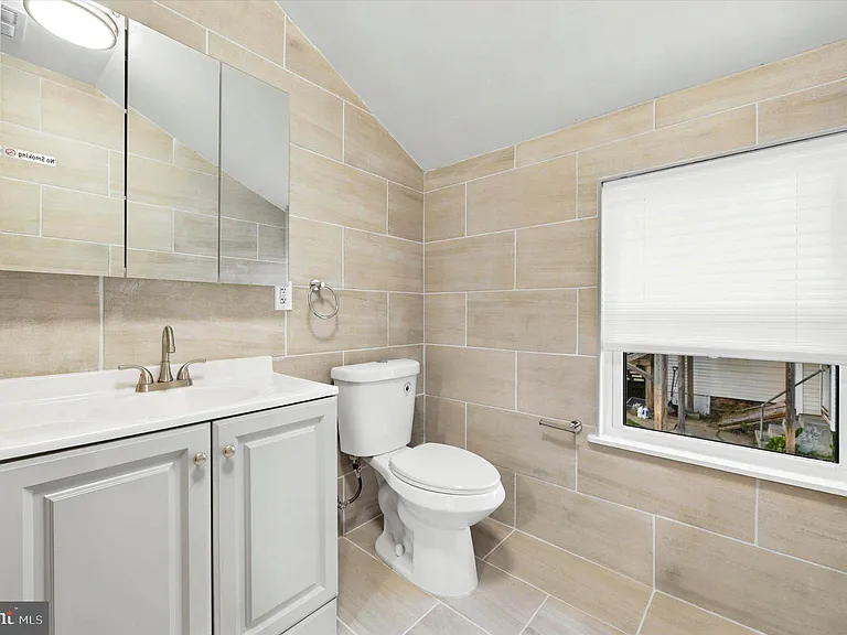 514 Ryers Ave #B — Photo 18