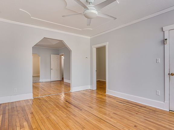5th image of 1739 N Rockwell St #1