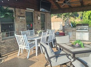 1005 Chestnut Ln, Edmond, OK 73034