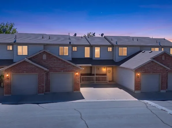 652 W 800 N APT 70, Clinton, UT 84015