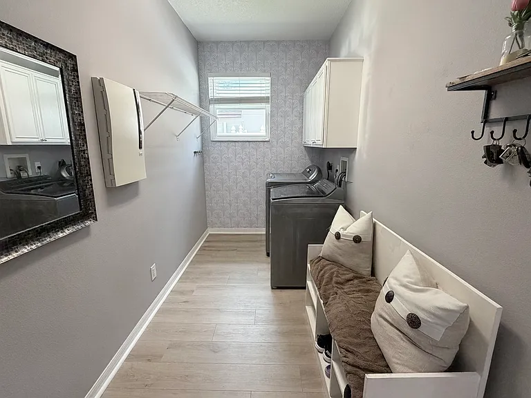 2413 Prairie View Dr — Photo 46