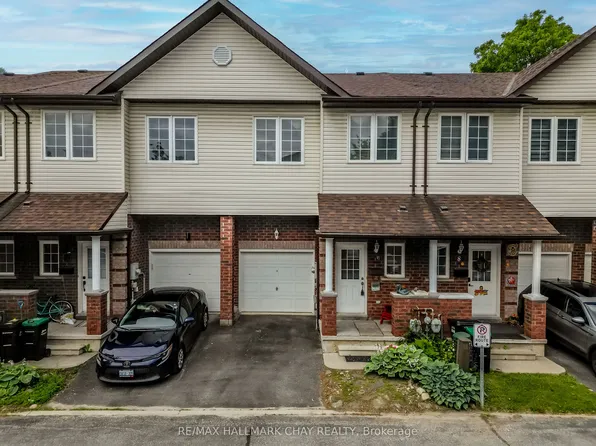 488 Yonge St #9, Barrie, ON L4N 4E2