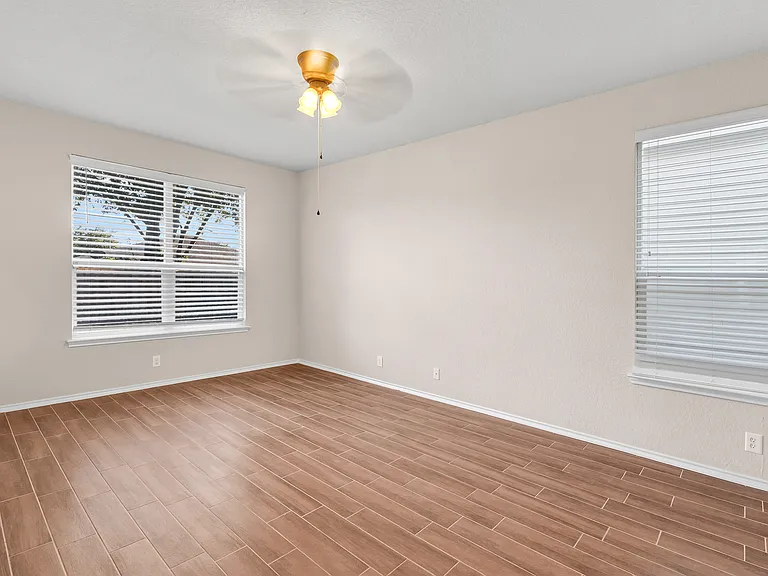 10814 Mustang Oak Dr — Photo 7
