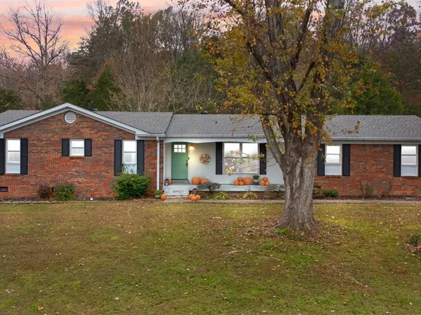 370 Papa Ct, Brownsville, KY 42210