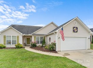 144 Haw River Rd, Fletcher, NC 28732