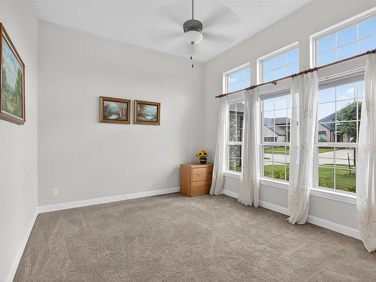 6007 Marsh Lake Ct — Photo 7