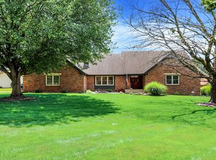 656 Jackson Rd, Greenwood, IN 46142