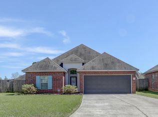 512 Flanders Ridge Dr, Youngsville, LA 70592