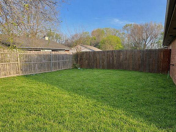 2nd image of 1008 Acacia Cir #1008