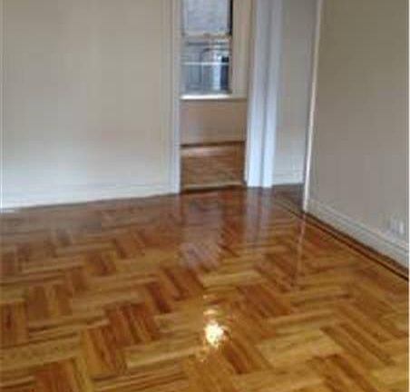 3rd image of 260 Seaman Ave APT A3