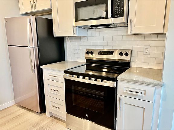 5th image of 5356 Cedar Ave #6