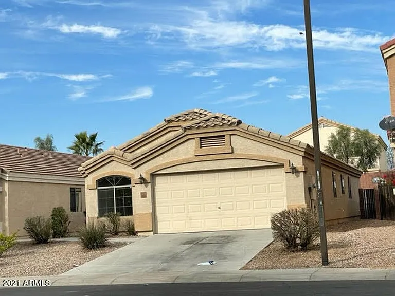 23438 W Cocopah St — Photo 1