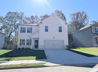 522 Red Dragon Dr, Jefferson, GA 30549