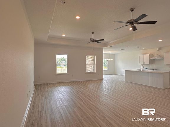 4th image of 12826 Shoshoney Cir