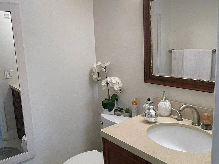 2600 Collins Ave #211 — Photo 5