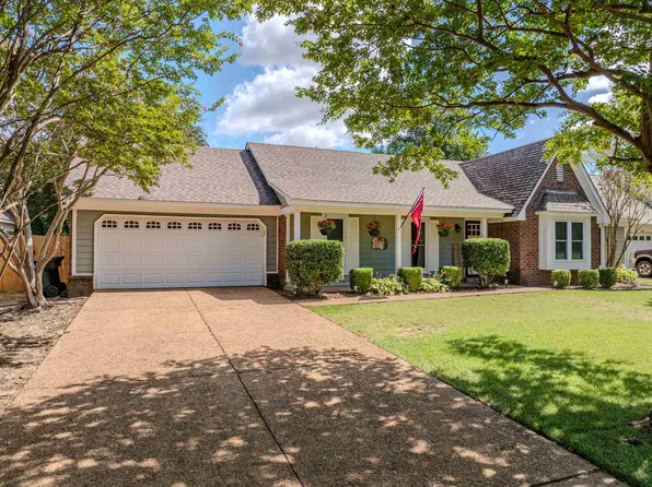 3530 Morning Dew Ln, Bartlett, TN 38133