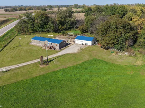 1601 310th St, Eddyville, IA 52553