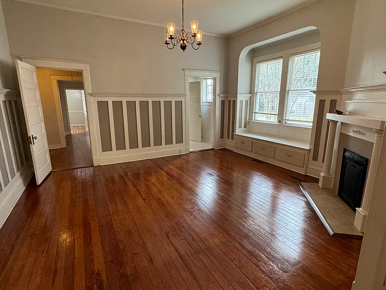 3136 Ridge Ave — Photo 6