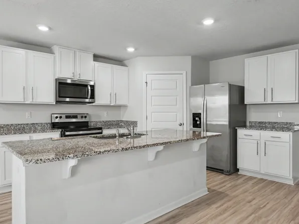 937 Sandbar Loop, Crestview, FL 32539