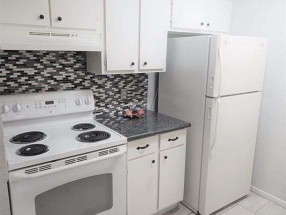 3rd image of 1900 Bay Area Blvd #148