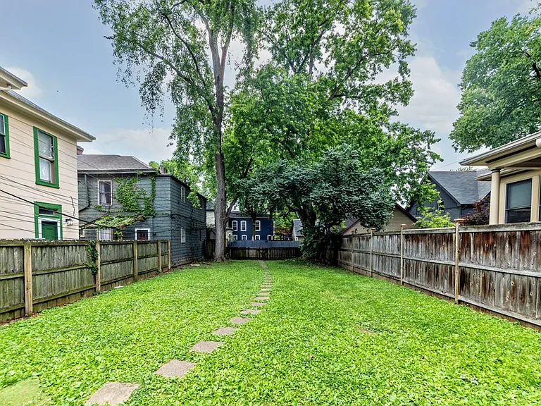1023 Neil Ave — Photo 42