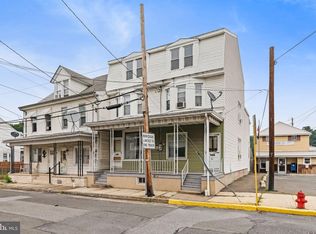 30 Main St, Middleport, PA 17953