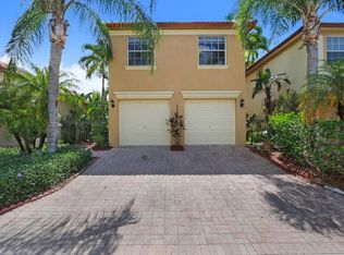 1121 Via Jardin, Riviera Beach, FL 33418