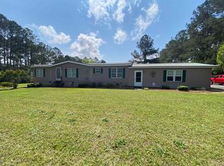 140 & 138 Country Club Cir, Cochran, GA 31014