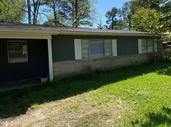 150 Pemberton Dr, Pearl, MS 39208