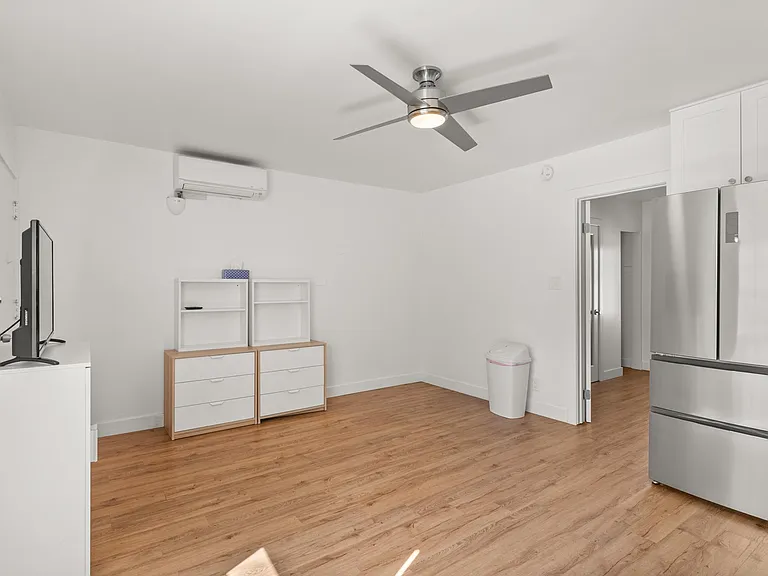 3124 Helms Ave #1/2 — Photo 2