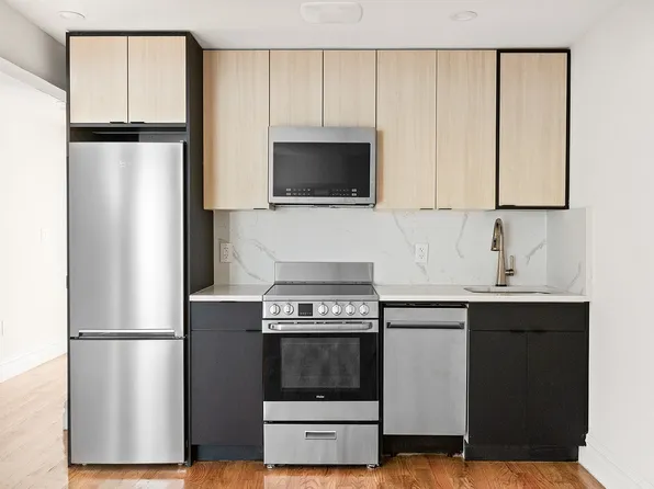 702 Chauncey Street image 2 of 7