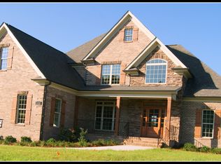 8819 Phillips Farm Rd, Kernersville, NC 27284