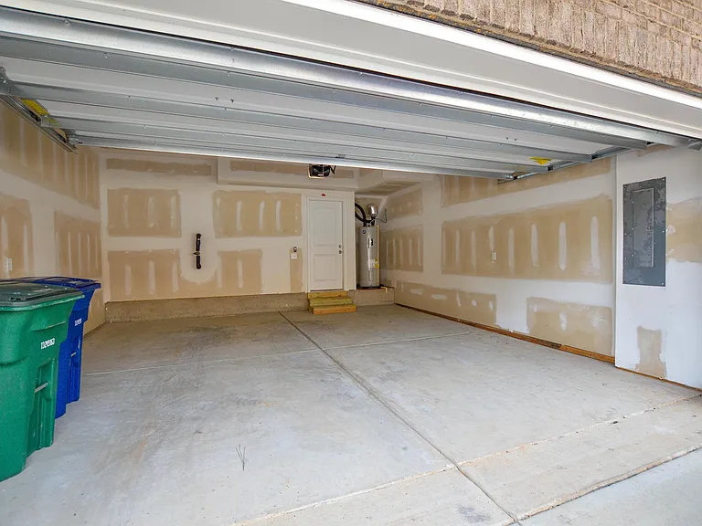 11055 Lawyers Rd #35 — Photo 33