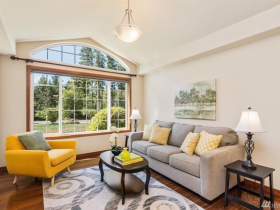 5th image of 7180 Winterberry Pl NW