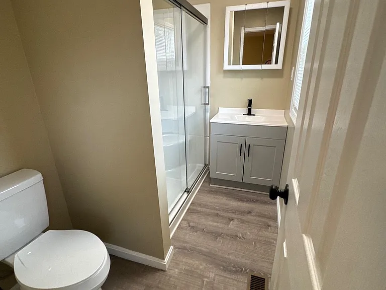 127 Longstreet Ave — Photo 9