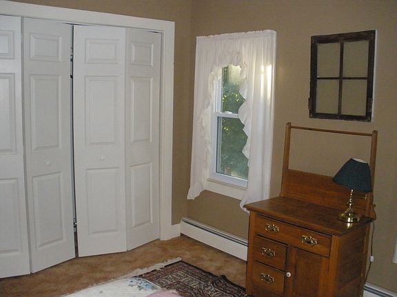 Front bedroom