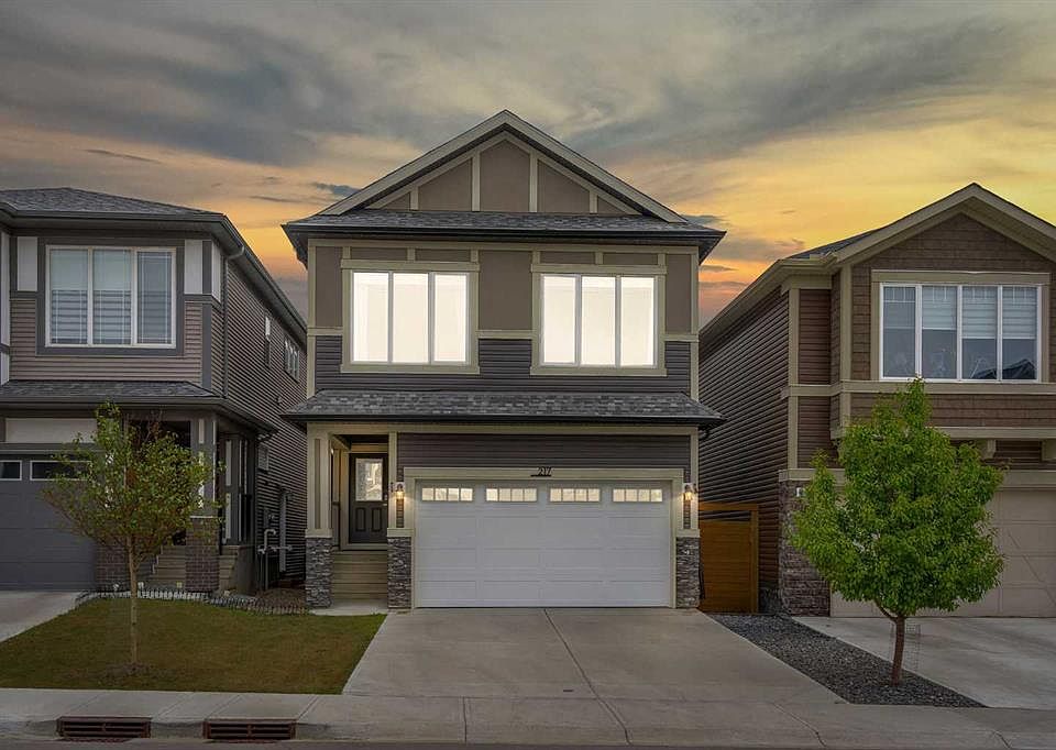 1st image of 217 W Lucas Cres NW
