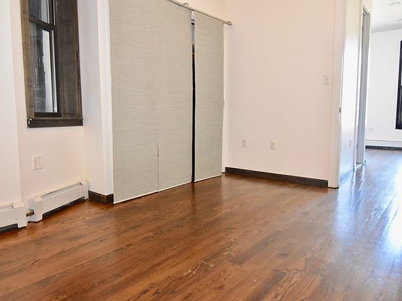 4th image of 2054 Adam C Powell Blvd #4AA