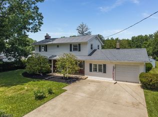 44 Pleasant Valley Rd, Washington Twp., NJ 07882