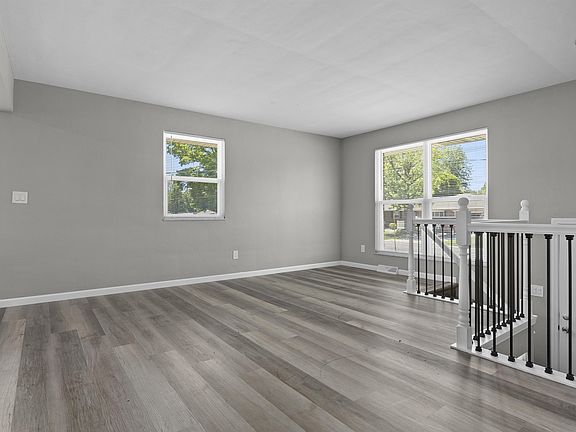 5th image of 1112-1114 Olive St #1112