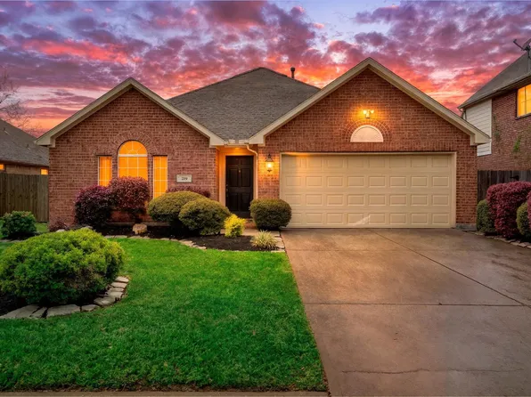 219 Spencer Lndg E, La Porte, TX 77571