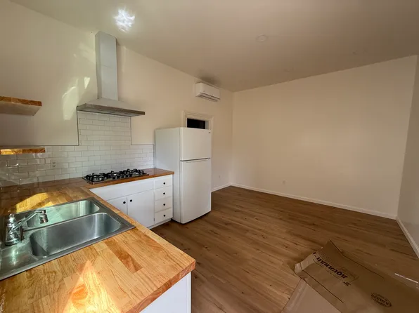 1533 Slater St, Santa Rosa, CA 95404