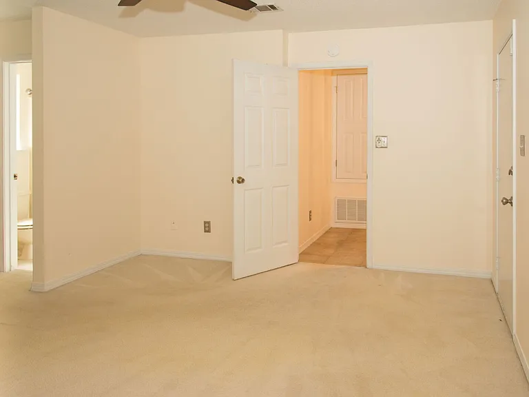 143 Palmetto Ave — Photo 12