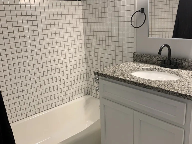 507 Emmett St #13 — Photo 16