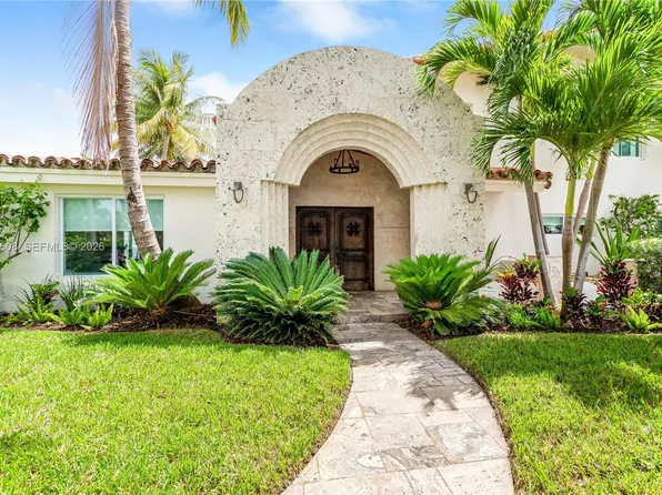 12515 Palm Rd, North Miami, FL 33181